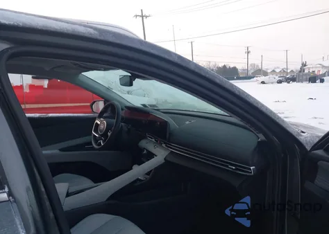 2025 Hyundai Elantra Limited from USA, damaged, VIN KMHLP4DG8SU055827